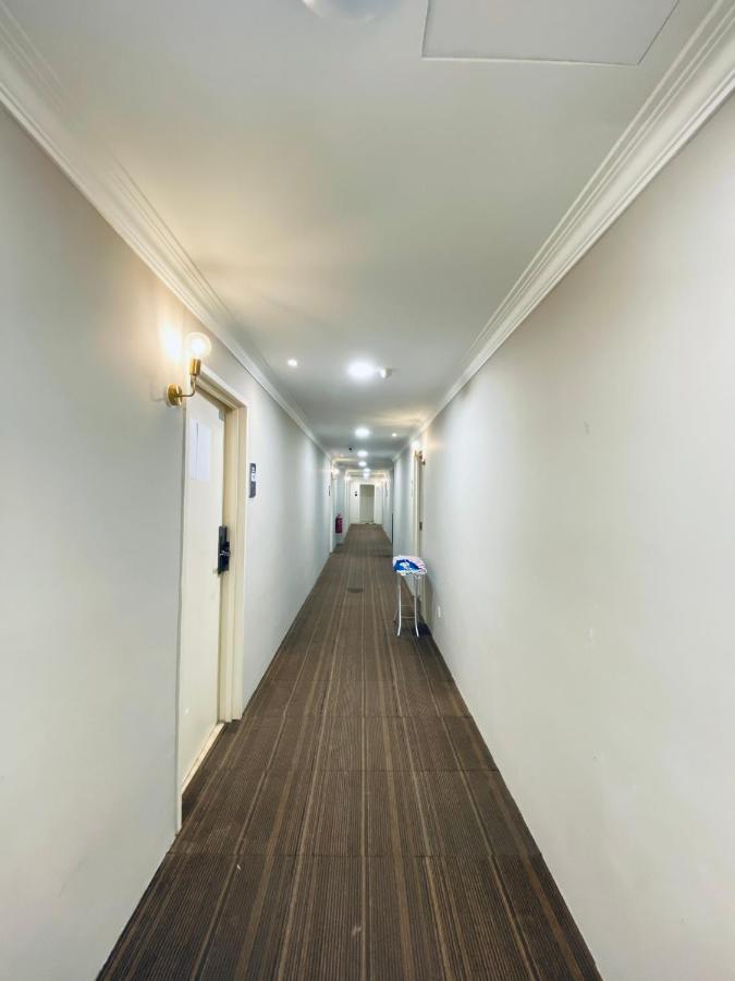 Z Hotel Malacca Екстериор снимка