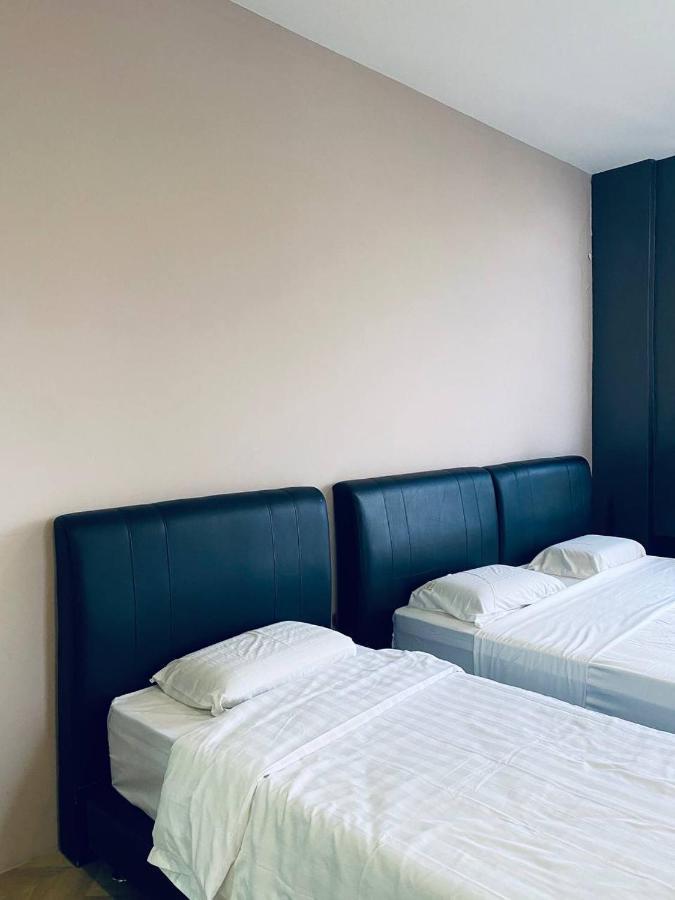 Z Hotel Malacca Екстериор снимка