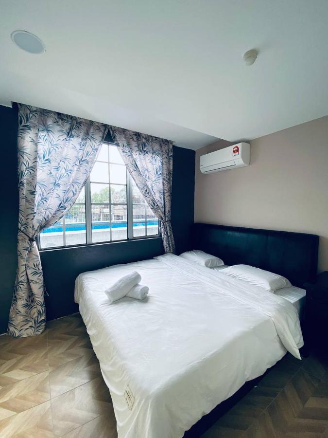 Z Hotel Malacca Екстериор снимка