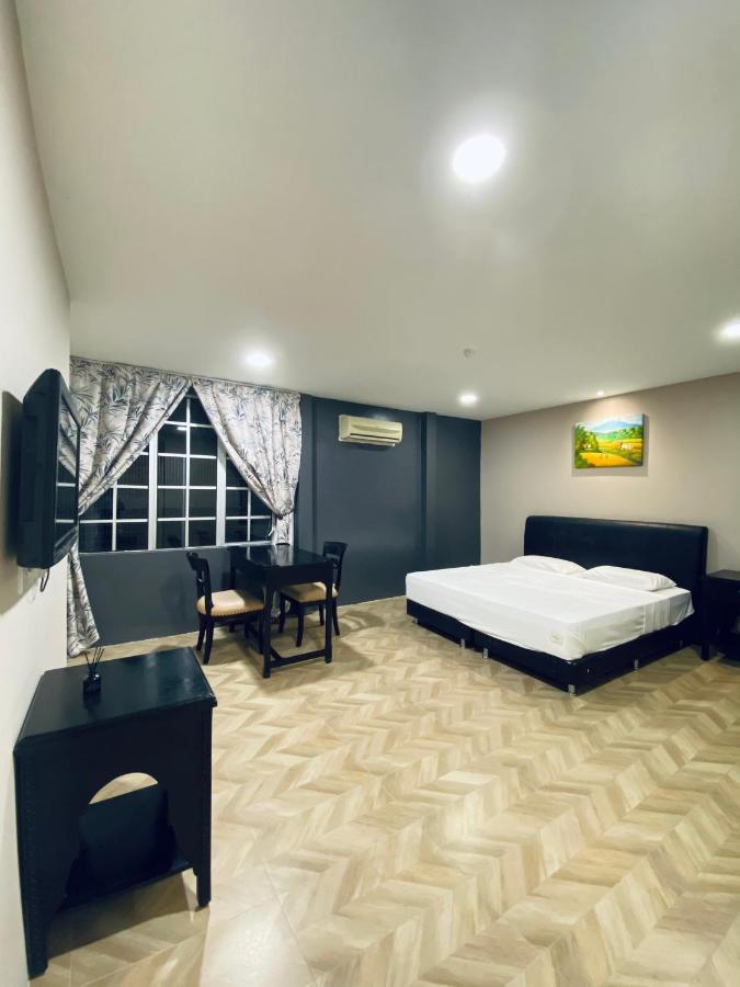 Z Hotel Malacca Екстериор снимка