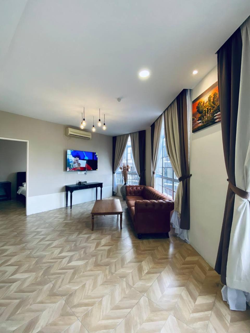 Z Hotel Malacca Екстериор снимка