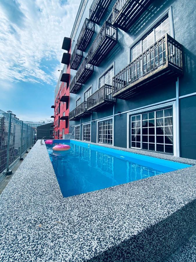 Z Hotel Malacca Екстериор снимка